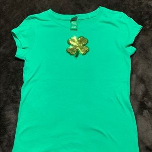 Green St. Patrick’s T-shirt. Girls size 7-8